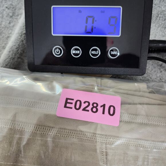 Athleta Leggings Womens M Tan Salutation Cargo Tight Cuffed Hem Jogger Workout - Picture 13 of 13